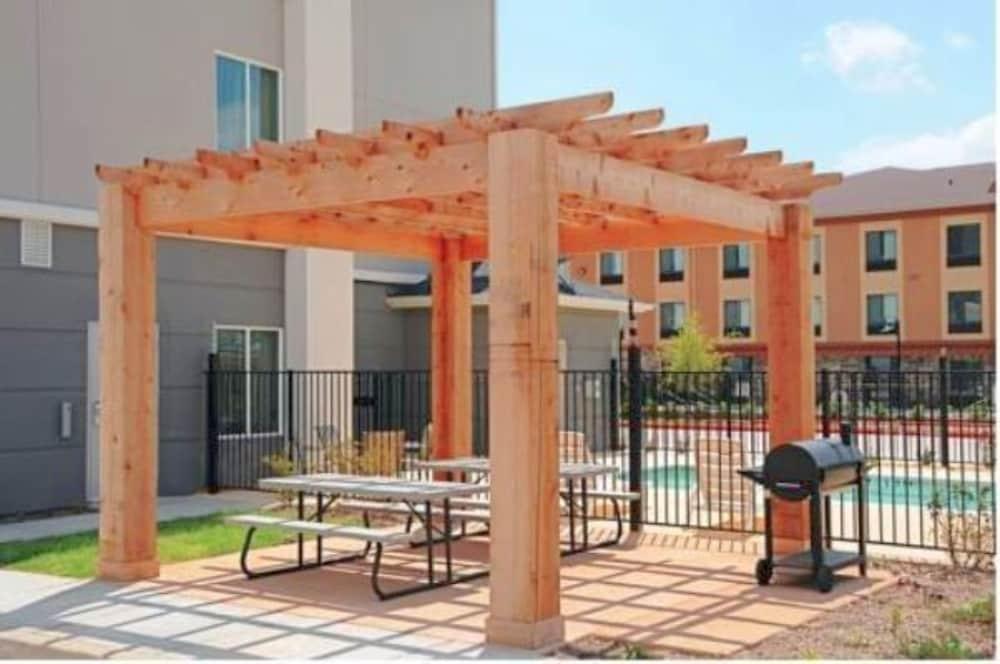 Days Inn & Suites By Wyndham Mineral Wells Luaran gambar