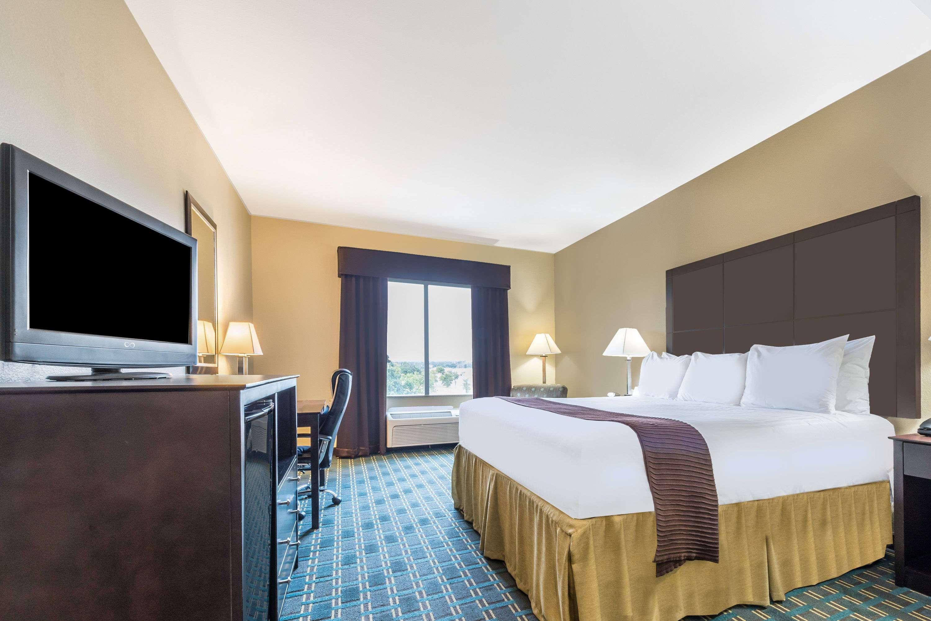 Days Inn & Suites By Wyndham Mineral Wells Luaran gambar